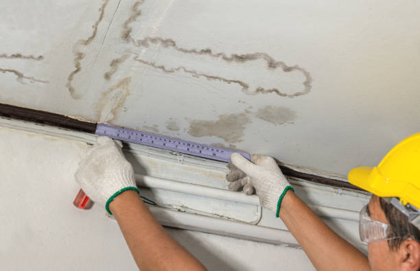 Reliable Flood Cleanup contractor in Calumet, OK by Water Damage Irwin